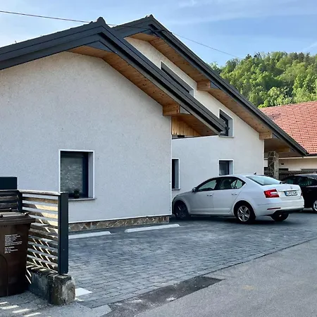 Mali Raj Apartment Menges Exterior photo