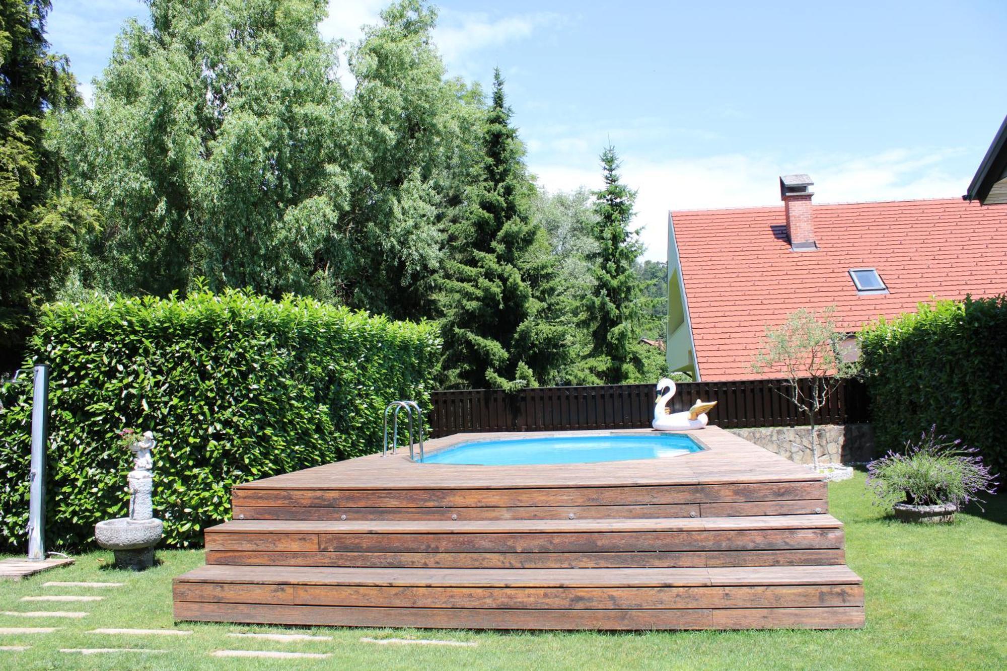Apartment Mali Raj Menges