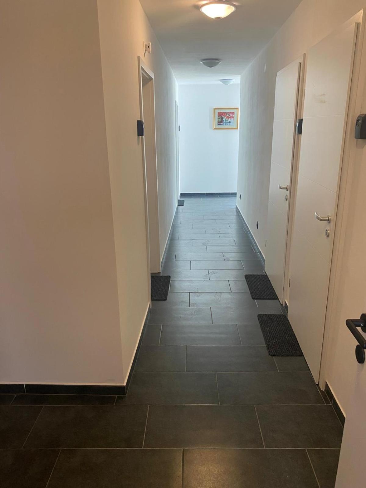 Apartment Mali Raj *